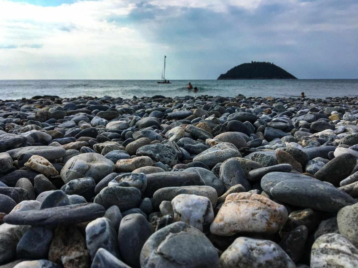 Le Torri Riviera Holiday Albenga Dış mekan fotoğraf